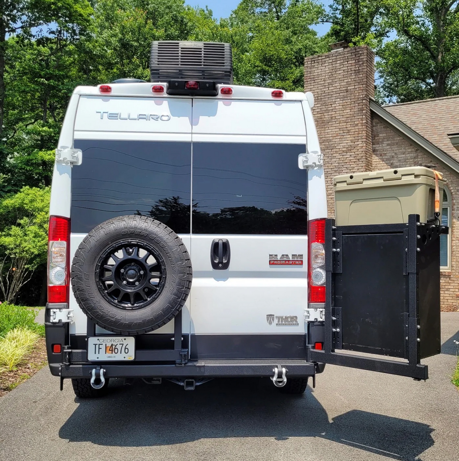 van equipped with aareys swing arm bumper